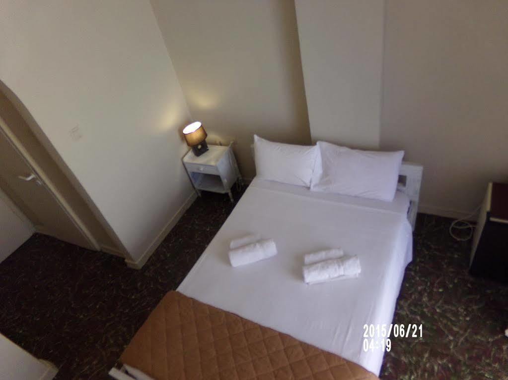 Hotel Pansion Roulis Moraitika Exterior foto